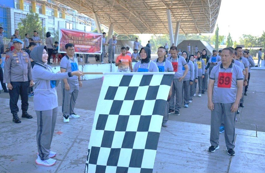 Polres Pelabuhan Makassar Gelar Tes Kesamaptaan Jasmani Semester II 2026, AKBP Rise Sandiyantanti Pimpin Langsung