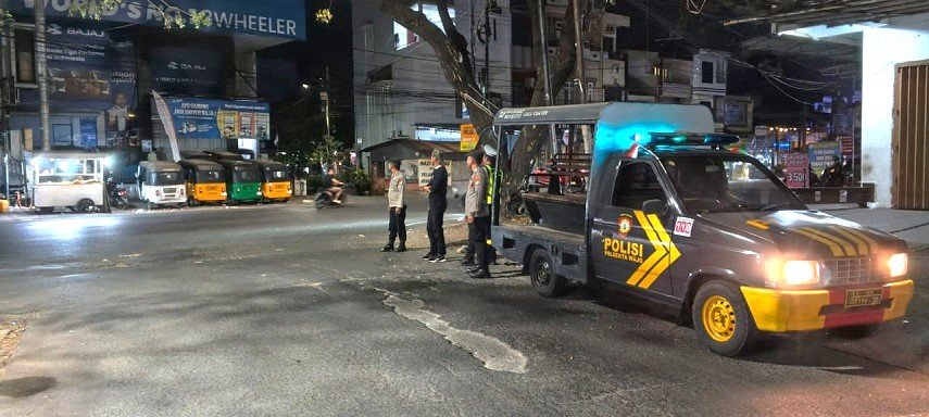 Jaga Kamtibmas Tetap Kondusif, Polsek Wajo Polres Pelabuhan Makassar Intensifkan Patroli KRYD