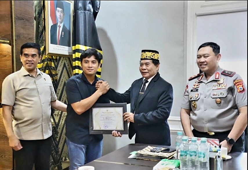Catut Nama Gubernur Kaltara Hingga Rp75 Juta, Penipu Digital Diciduk Ditreskrimsus Polda Sulsel di Parepare