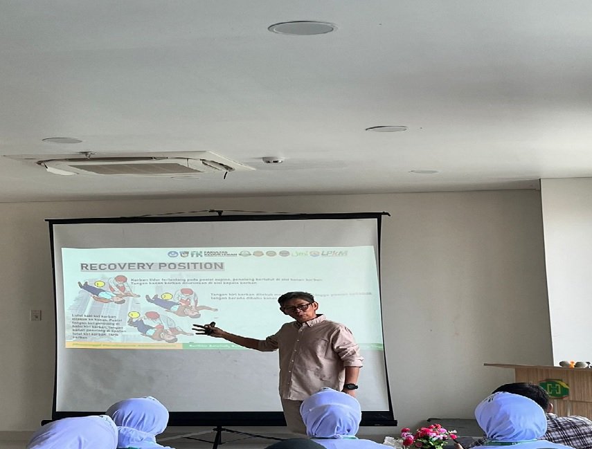 Manifestasi Catur Dharma UMI: Dosen FK Terjunkan Edukasi "Bantuan Hidup Dasar" di RS Hermina