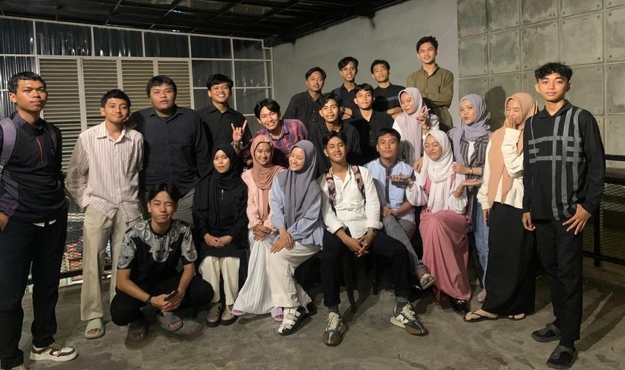 Keseruan Bukber Angkatan 23 Prodi Komunikasi Unismuh Makassar