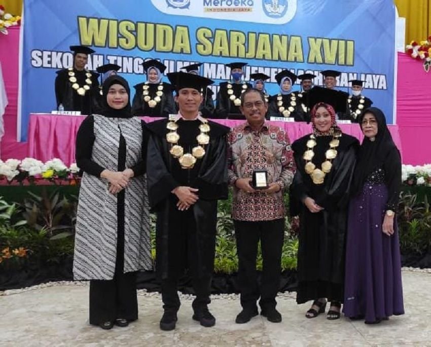 Kepala LLDIKTI IX Menilai Wisuda Sarjana XVII STIM Lasharan Jaya Makassar Bukti Kegiatan Tri Dharma Berjalan Baik