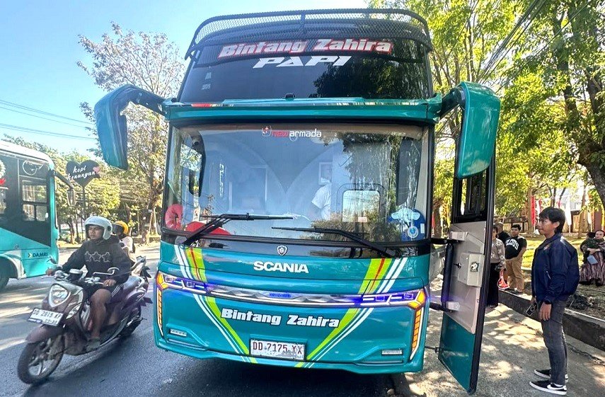 Tidur Pulas di Bus Bintang Zahira, Wanita Ini Syok Bagian Tubuhnya Diraba Kondektur Beruban
