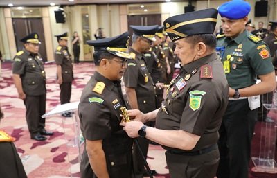 Didik Farkhn Alisyahdi Dilantik Jadi Kajati Sulsel, Jaksa Agung Lakukan Rotasi Besar-besaran