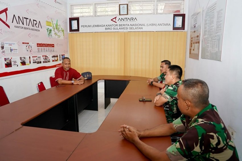Kapendam XIV/Hasanuddin : Sinergi TNI dan Media Kunci Informasi yang Membangun