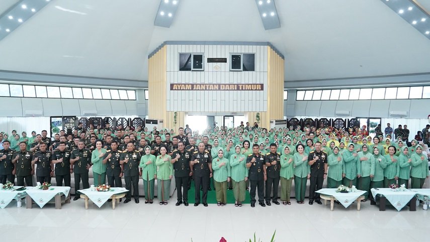 Pangdam XIV/Hasanuddin Tegaskan Peran Strategis Persit di HUT ke-79