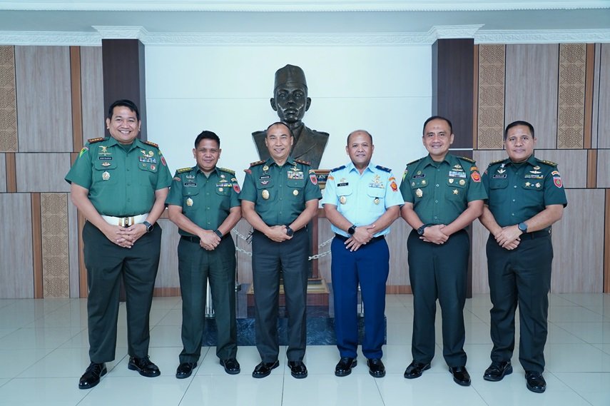 Pererat Sinergi Penegakan Hukum di TNI, Pangdam XIV/Hasanuddin Sambut Hangat Kaotmilti IV Makassar
