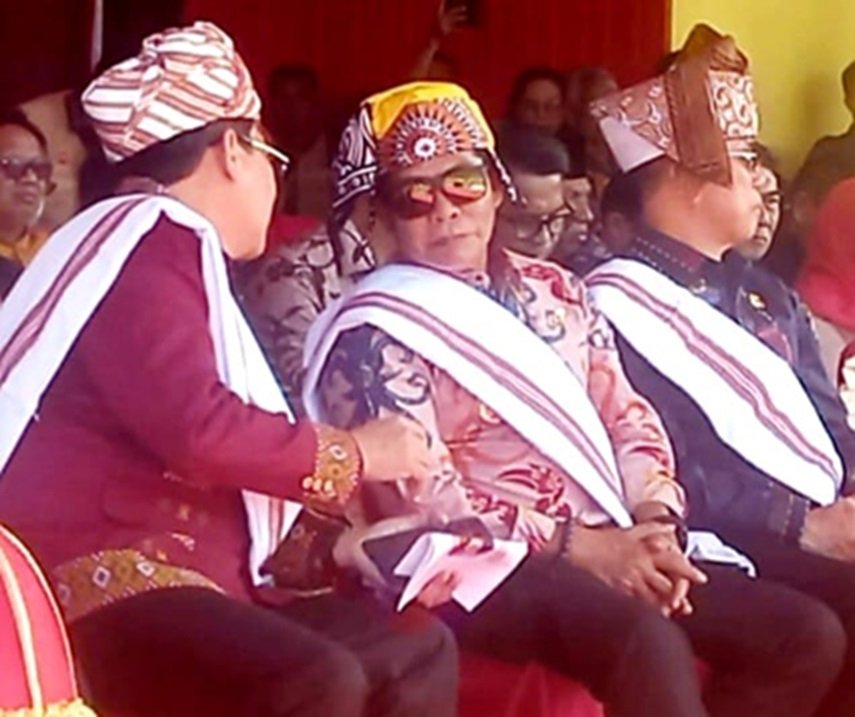Pembukaan "The Legend of Pongtiku II" Tampilkan Karnaval Budaya Tiga Kabupaten Sangtorayaan, Gubernur Kaltara Berikan Apresiasi