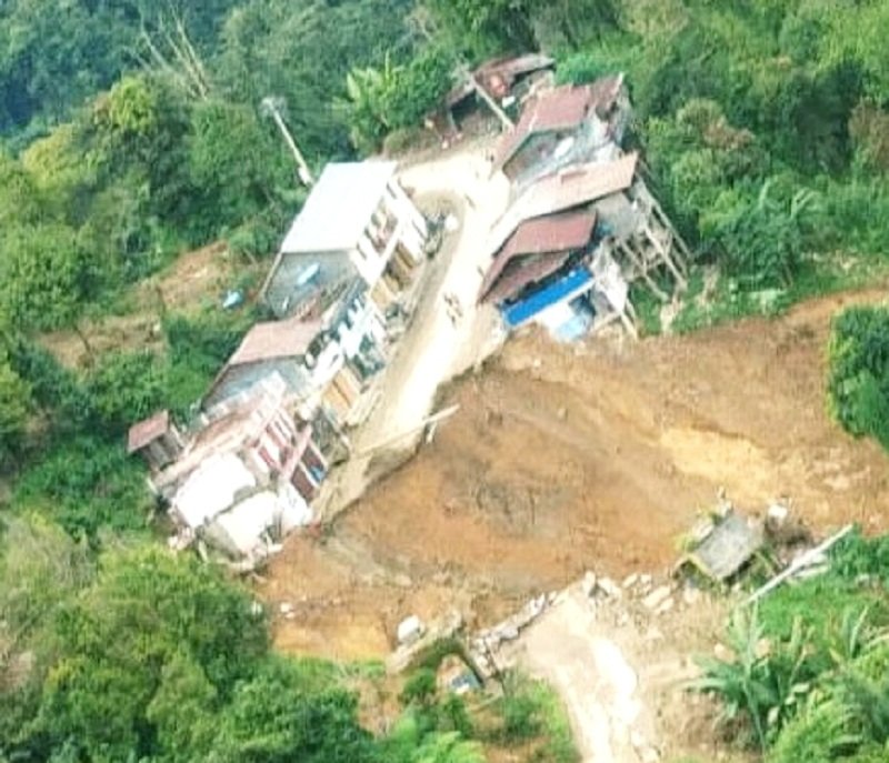 Terjadi Longsor di Poros Toraja-Palopo, Akses Jalan Penghubung Putus Total
