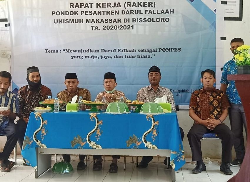 Ponpes Darul Fallaah Unismuh Makassar Gelar Raker TA 2020/2021