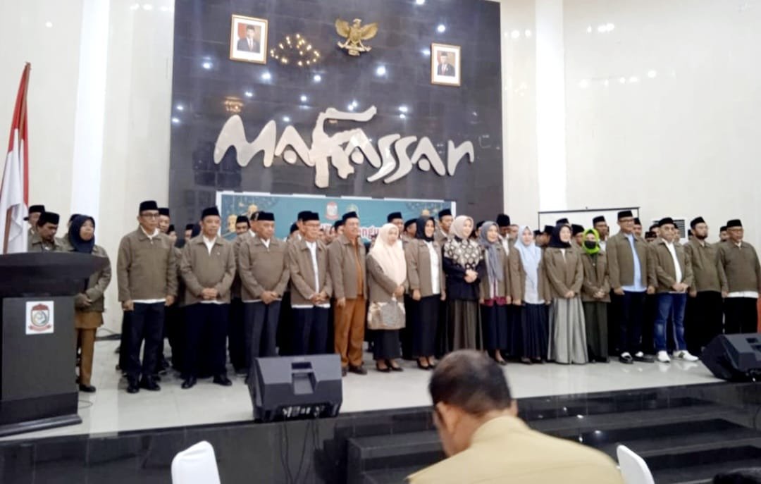 Fatmawati Rusdi Lantik Pengurus LPTQ Kecamatan se-Kota Makassar