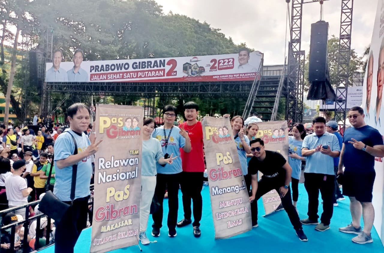 Melebur Bersama Warga Sulsel di Acara Jalan Sehat, Relawan PAS-GIBRAN Bangga Bertemu Langsung Mas Gibran