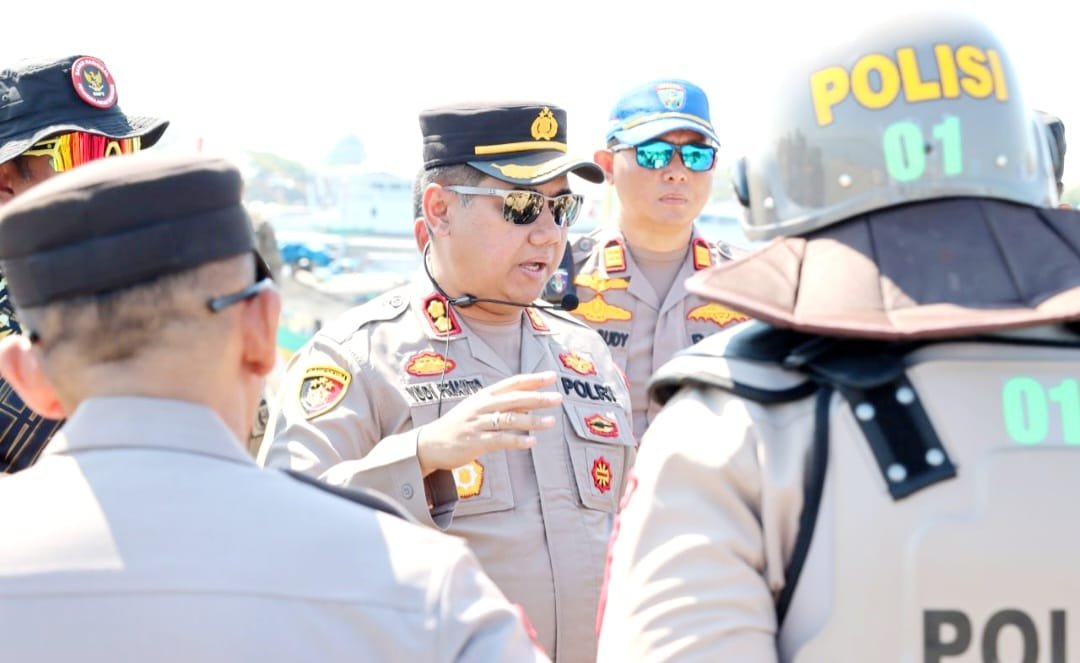 Laksanakan Instruksi Kapolda, Kapolres Pelabuhan Makassar Perintahkan Kapolsek dan Kasat Tertibkan Parkir Liar