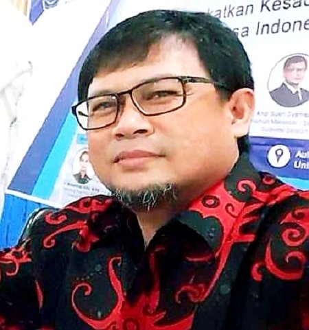 Wakil Rektor II Unismuh Makassar, Dr. H. Andi Sukri Syamsuri, M.Hum