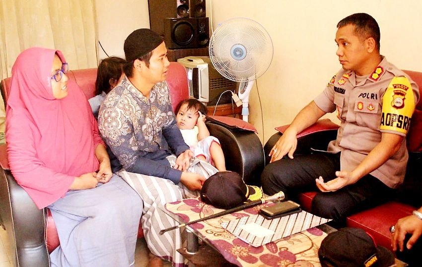 Kapolres Gowa Kunjungi Tempat Pengungsian Korban Kerusuhan Wamena