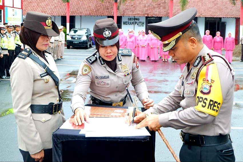Jabatan Lima Perwira di Jajaran Polres Gowa Diserah Terimakan