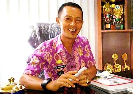 Kades Sunggumanai, Abdul Rivai Rasyid.