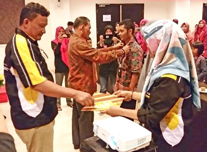 Kadis Dikbud Kabupaten Jeneponto Buka Pelatihan Operator Sekolah